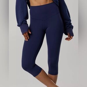 Aerie Offline “Real Me”Hi-Rise Deep Blue Butter Soft Crop 20”Leggings size M